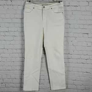Chico's White 8(M) Pants